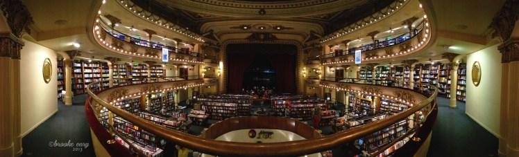 bookstorepano