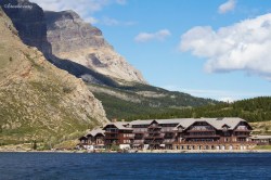 Many Glacier Hotel